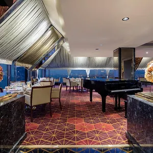 Hilton 5*, İzmir Turkije